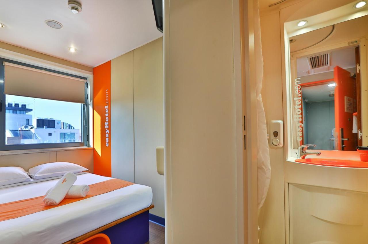 Easyhotel Sofia Exterior photo