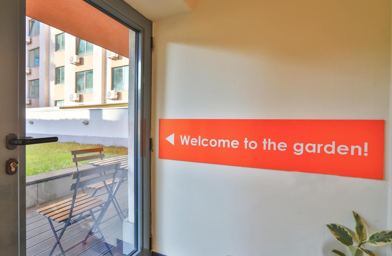 Easyhotel Sofia Exterior photo